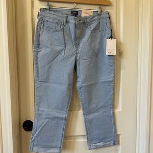 NWT NYDJ Capris